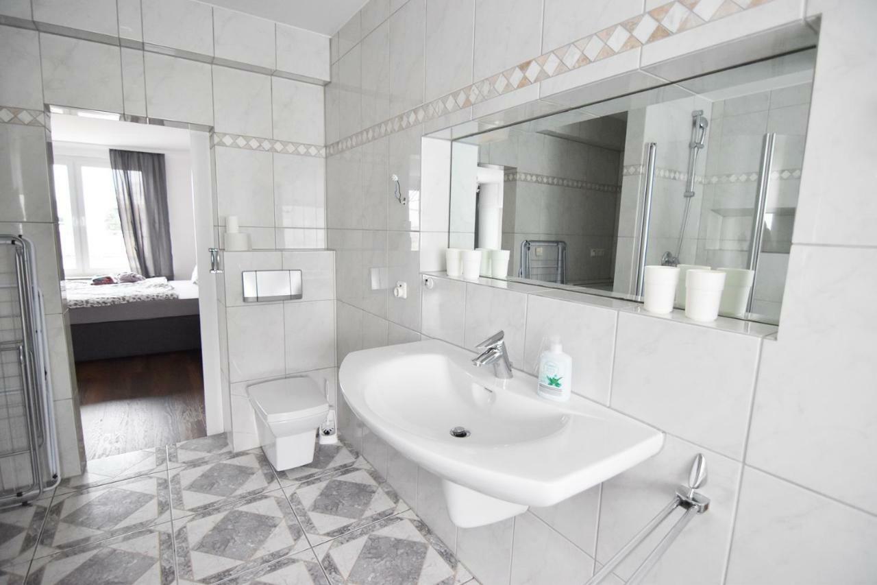 Dorya Am Ring Apartment Cologne Luaran gambar